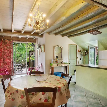 Holiday home Domaine Oustau Cassou Sevignacq